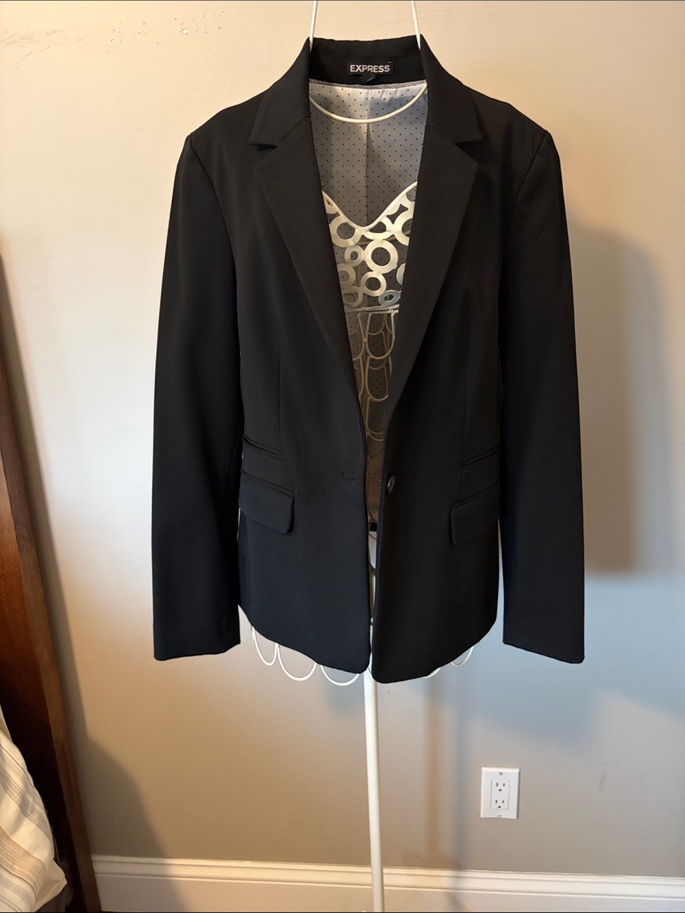 Express Black Single-Button Women's Blazer